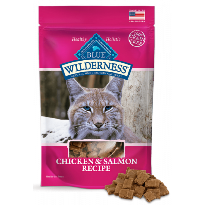 BLUE BUFFALO: Wilderness Chicken and Salmon Cat Treats, 2 oz